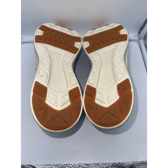 Size 12 Men display picture 2